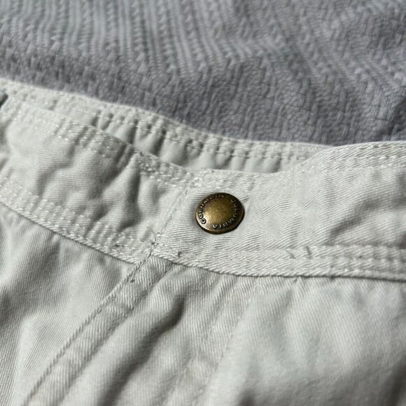 Men's Columbia Size 42 x 9 Shorts Khaki Cargo Pockets‎ Casual Cream Tan Outdoor - Picture 3 of 13